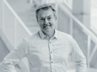 Dr Oleg MELNYK